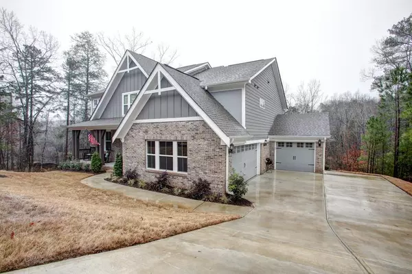 Canton, GA 30114,541 Wooded Mountain TRL