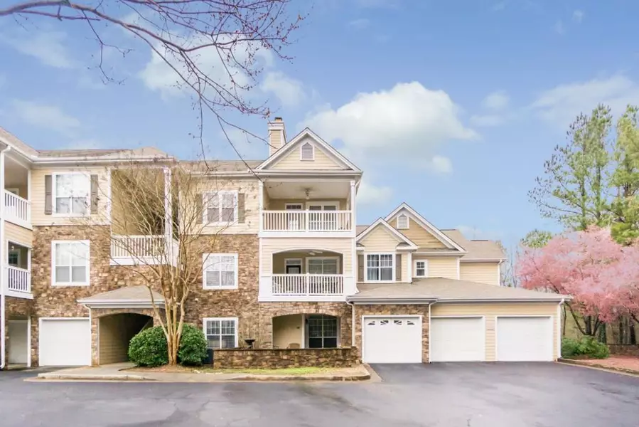 422 Pembroke CIR #422, Alpharetta, GA 30004