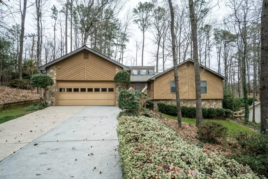 4625 Walden LN, Marietta, GA 30062