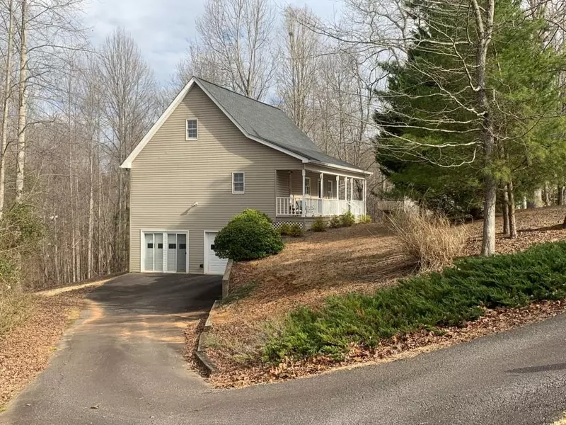 88 Hidden Cove RD, Dahlonega, GA 30533