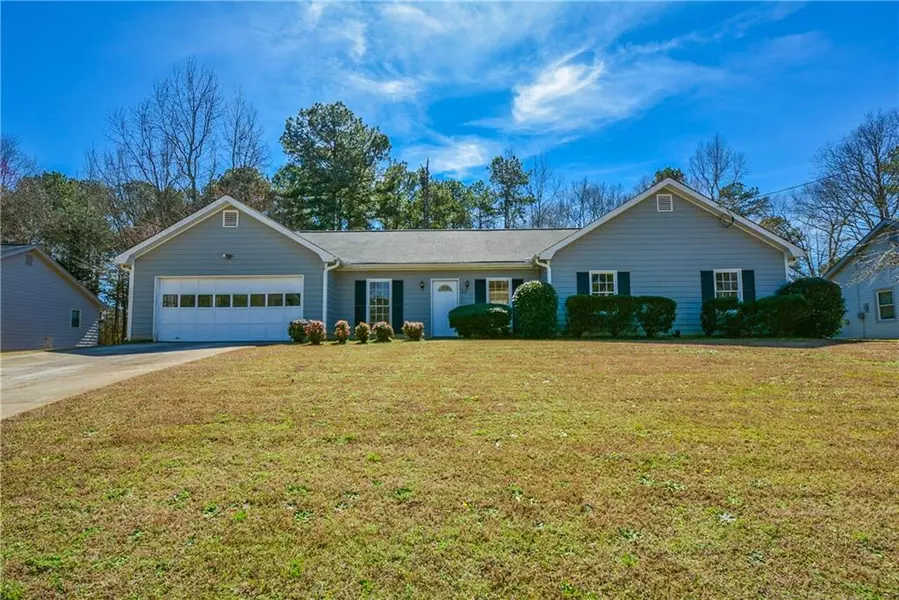 35 Christian Woods DR SE, Conyers, GA 30013