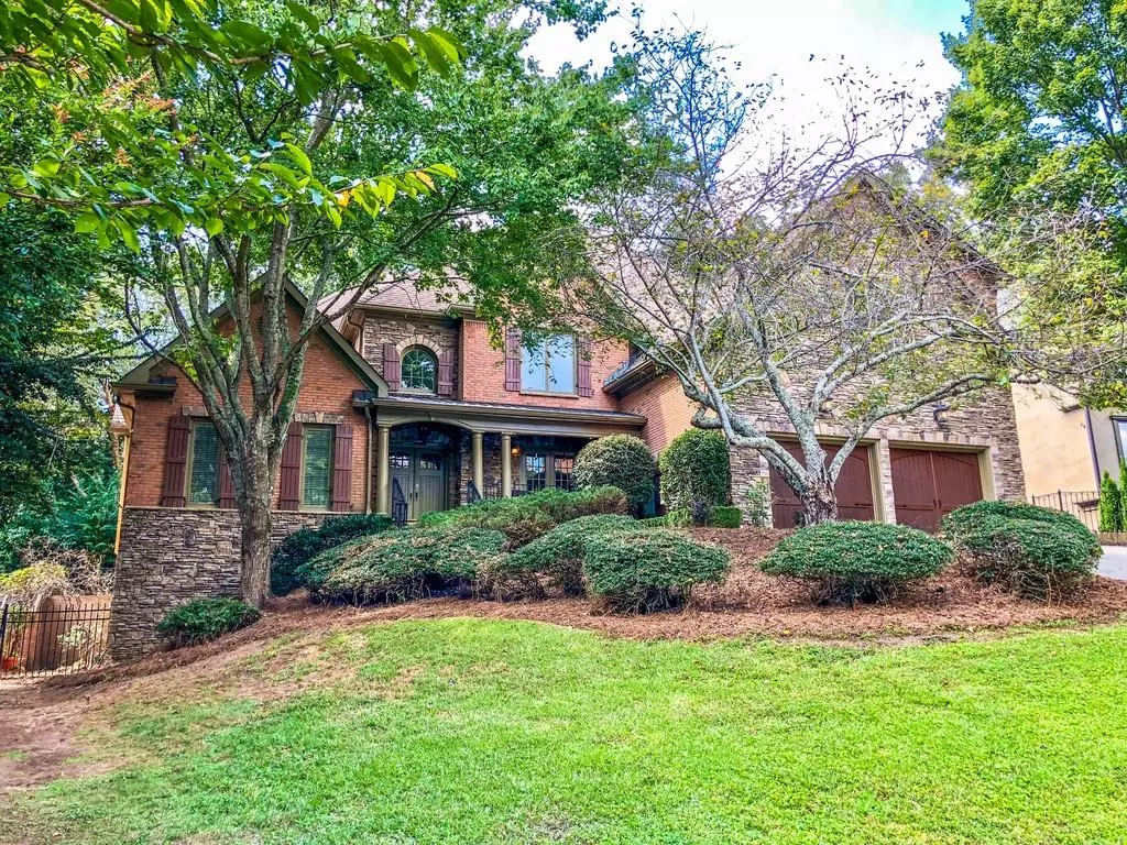 Sandy Springs, GA 30342,5150 Falcon Chase LN