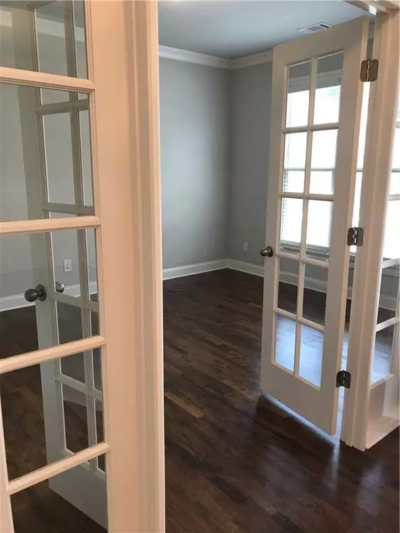 Sugar Hill, GA 30518,5172 Park Vale DR