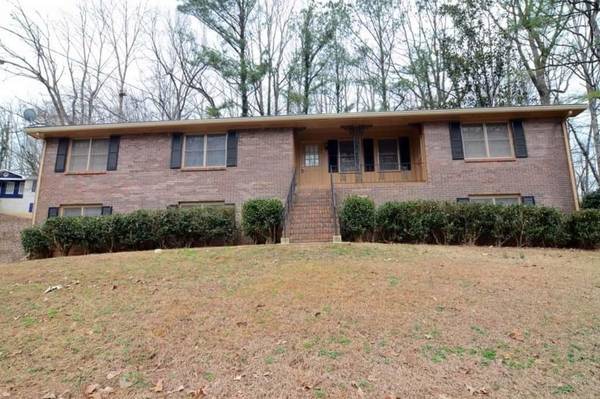 3839 Mark LN, Douglasville, GA 30135