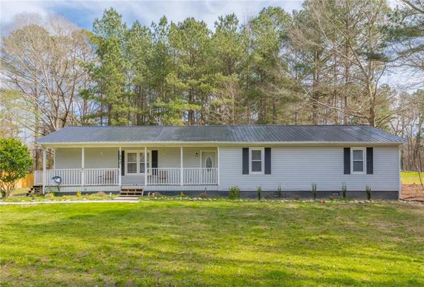 3915 MCCULLERS RD, Loganville, GA 30052