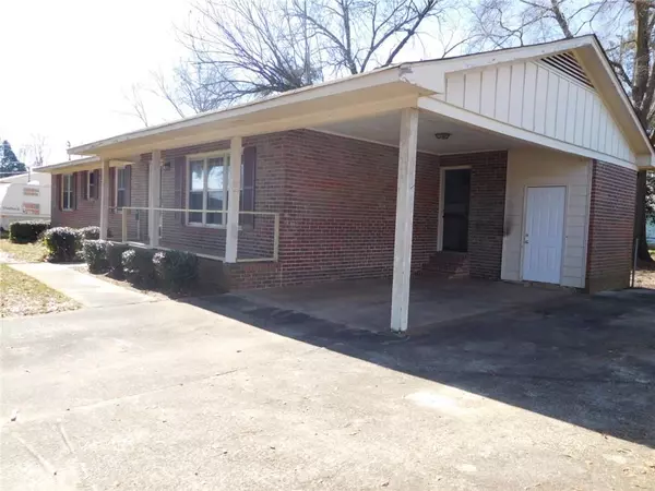 Cedartown, GA 30125,517 N College DR