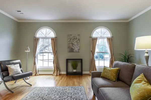 Decatur, GA 30033,896 Heritage PL