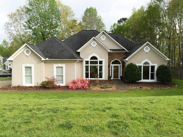 500 Springwater CV, Woodstock, GA 30188