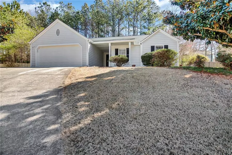 614 Bluff DR, Woodstock, GA 30188