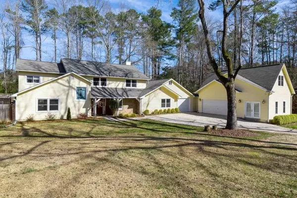 711 Waterwood BND, Peachtree City, GA 30269