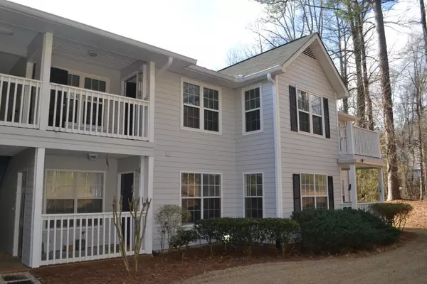 521 Streamside DR #521, Roswell, GA 30076