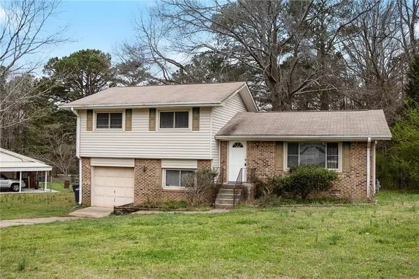 Tyrone, GA 30290,135 Meadowview DR