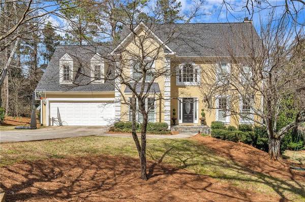 640 Estate Club CIR, Roswell, GA 30075