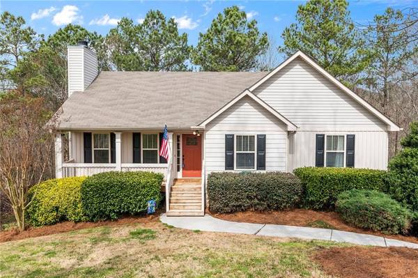 28 Autumn PL NE, White, GA 30184