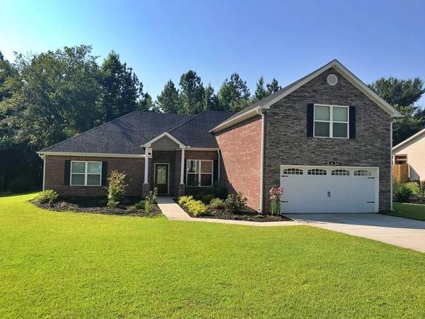 56 Terrace Ridge DR, Commerce, GA 30529