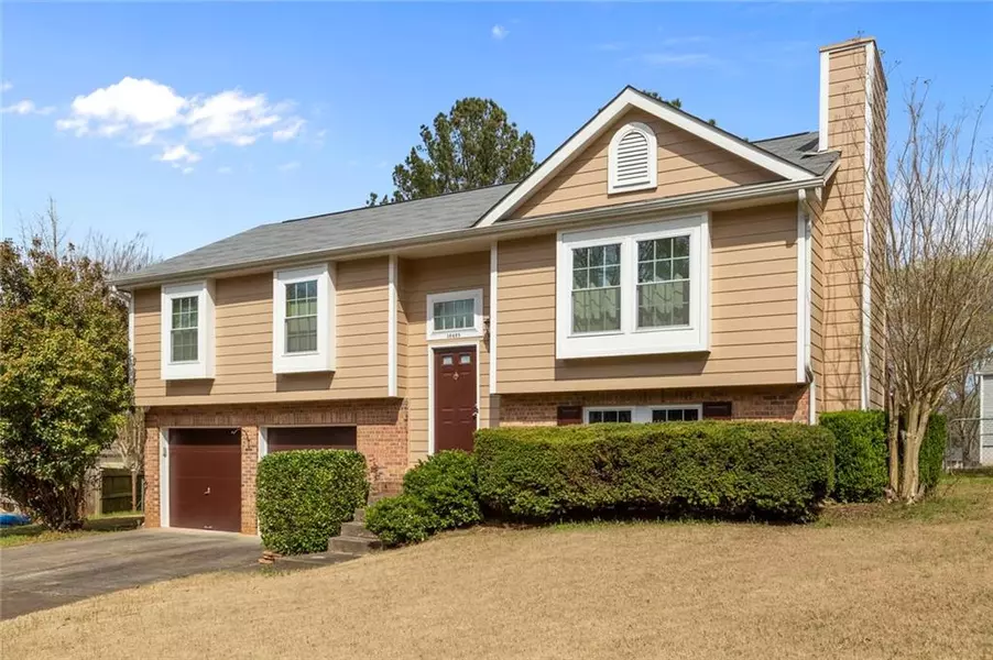 10405 Meadow Crest LN, Alpharetta, GA 30022