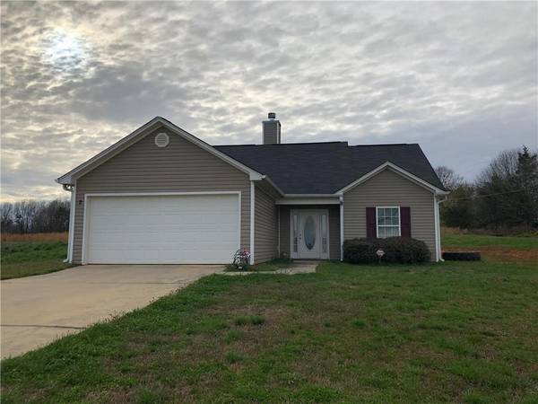 2 Crest View DR, Carnesville, GA 30521