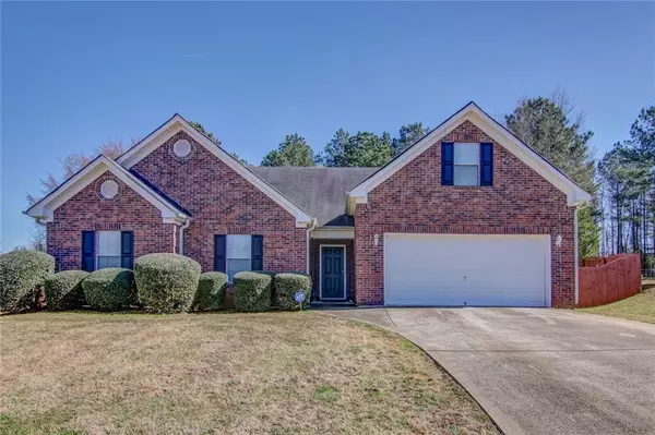 80 Pebble LN, Covington, GA 30016