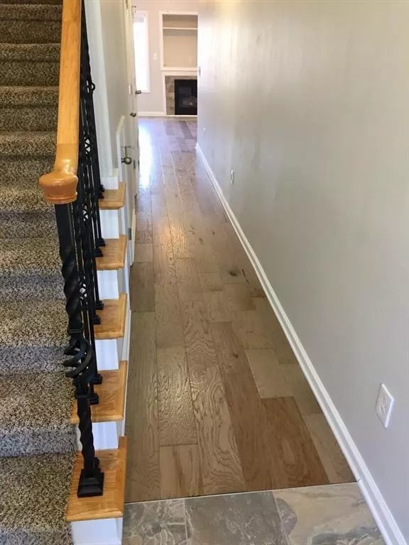 Woodstock, GA 30188,138 CREEKWOOD DR