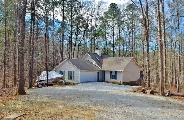 Buford, GA 30518,6070 Lake Lanier Heights RD