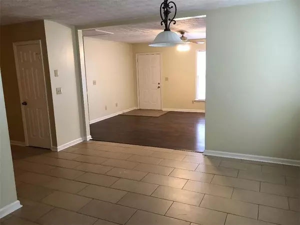 Winder, GA 30680,324 Chimney Trace DR