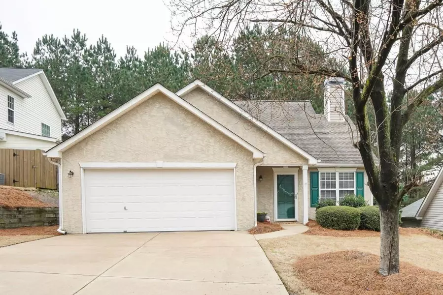 215 Parkridge DR, Woodstock, GA 30189