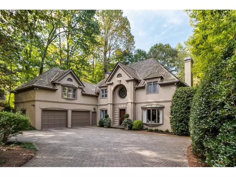 5440 Powers Overlook CT, Sandy Springs, GA 30327