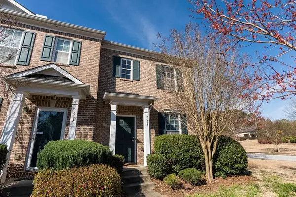 2037 BAYROSE CIR, East Point, GA 30344