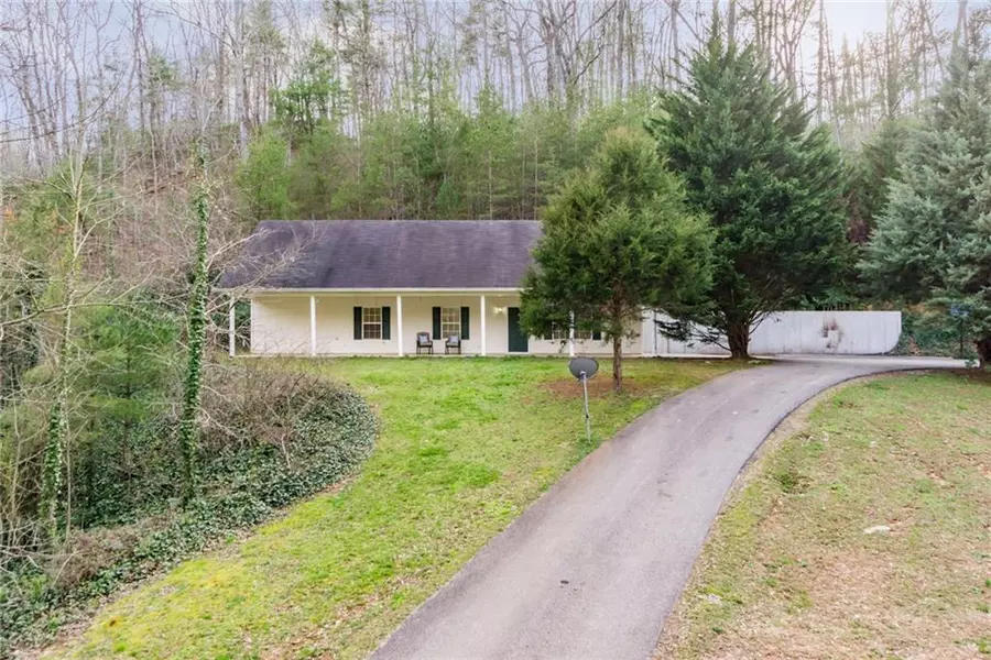 49 Fred Burns RD, Dahlonega, GA 30533