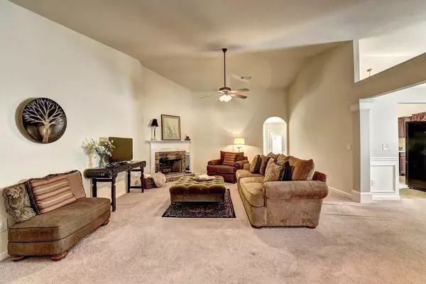 Braselton, GA 30517,4371 RUSTIC OAK LN