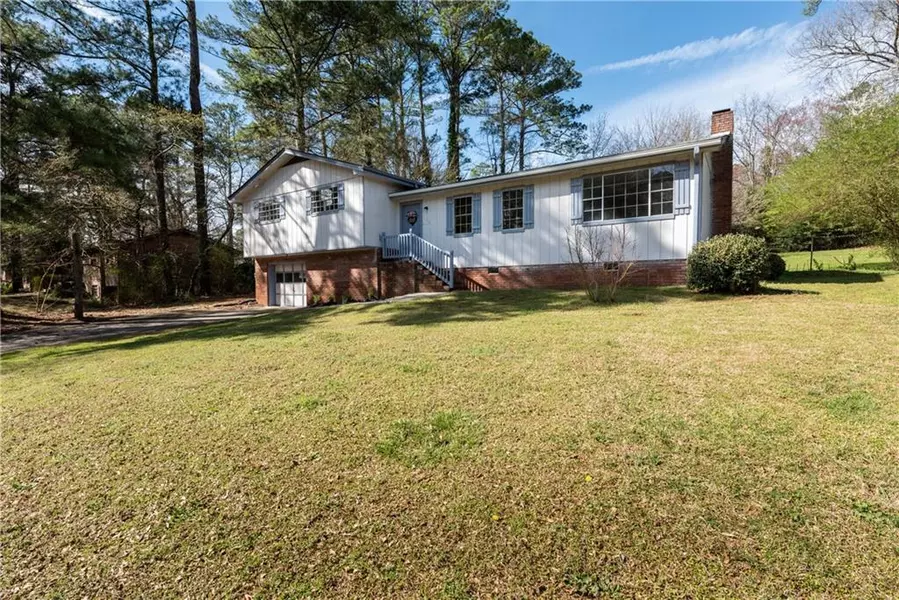 509 Hemlock DR, Woodstock, GA 30188