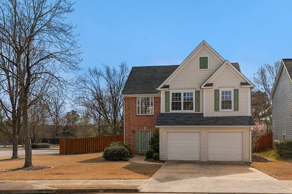 1225 Birchwood LN, Roswell, GA 30076