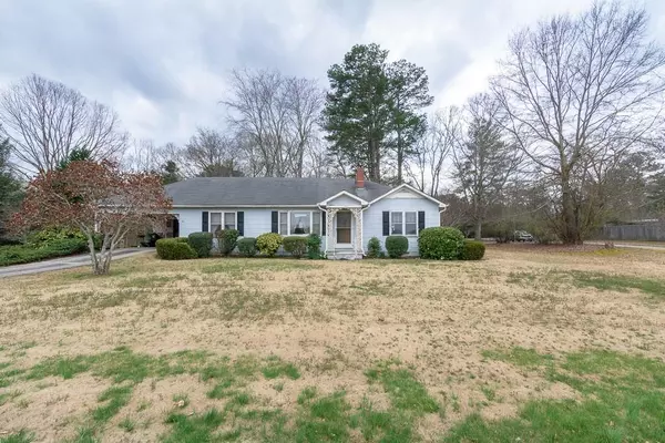 2026 Azalea DR, Lawrenceville, GA 30043