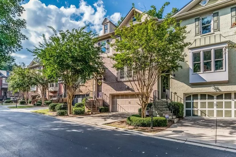 2610 Long Pointe #2610, Roswell, GA 30076