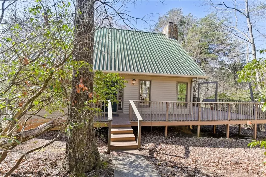 200 Amicalola Woods RD, Dawsonville, GA 30534