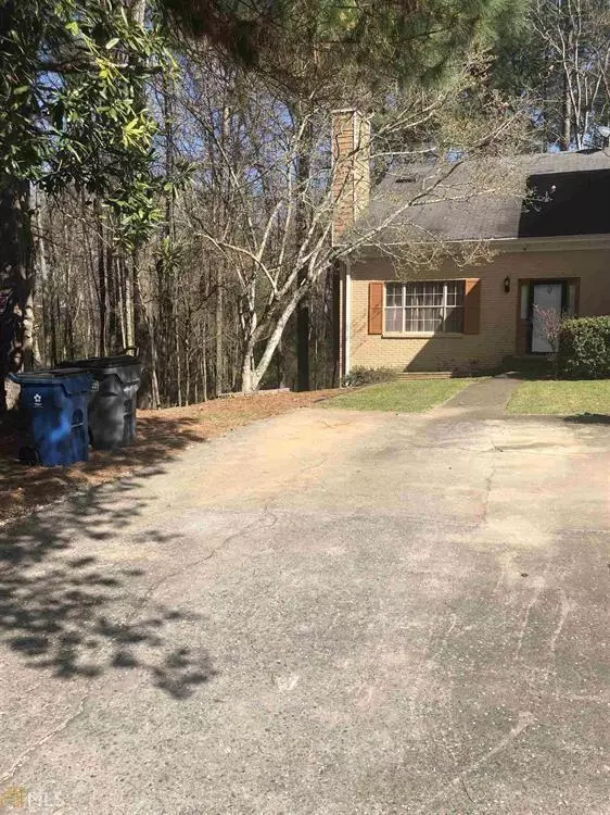 Riverdale, GA 30274,7127 Williamsburg DR