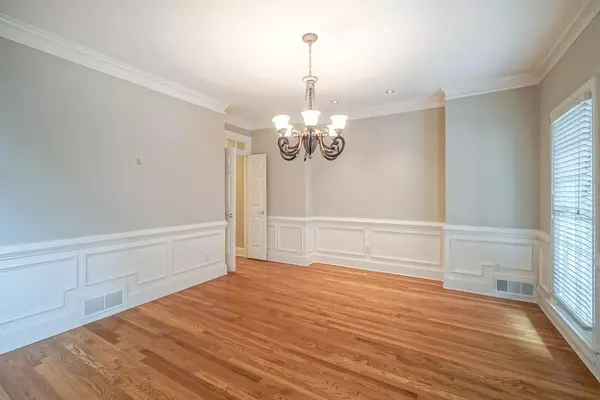 Snellville, GA 30078,1320 E Woodland Lake DR