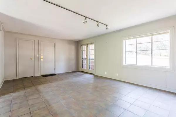 Atlanta, GA 30306,1370 Chalmette DR #1