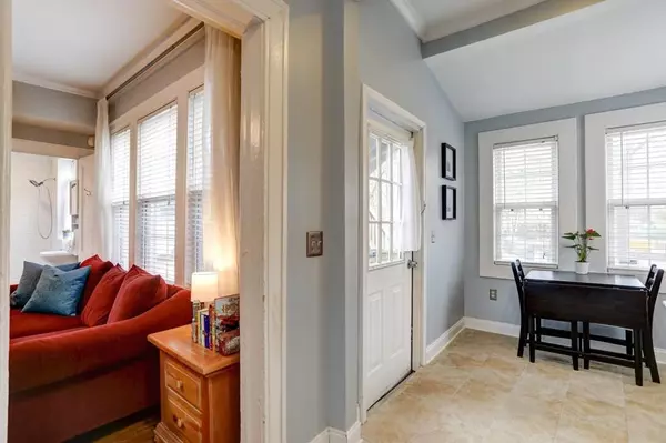 Atlanta, GA 30306,737 Barnett ST NE #B5