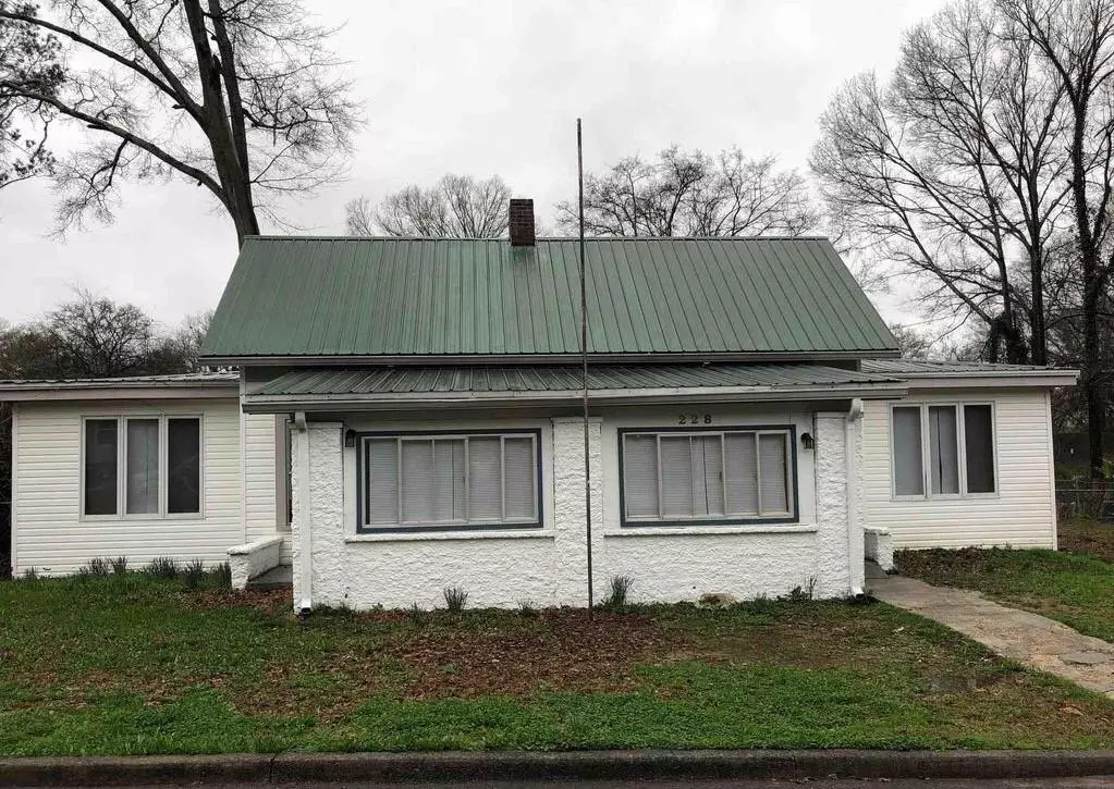 Cedartown, GA 30125,228 PEACHTREE ST