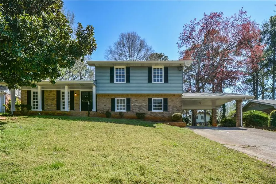 2146 Chevy Chase LN, Decatur, GA 30032