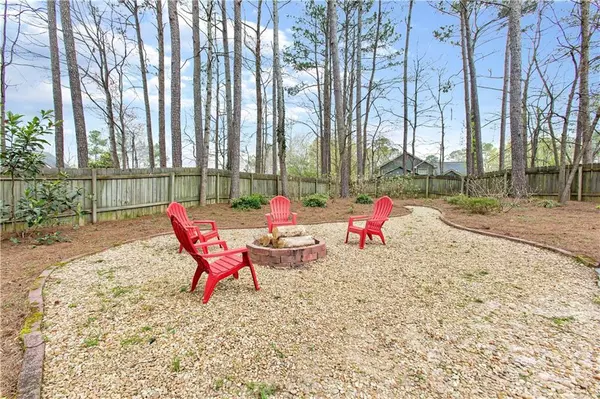 Acworth, GA 30101,3616 Spring Leaf LN