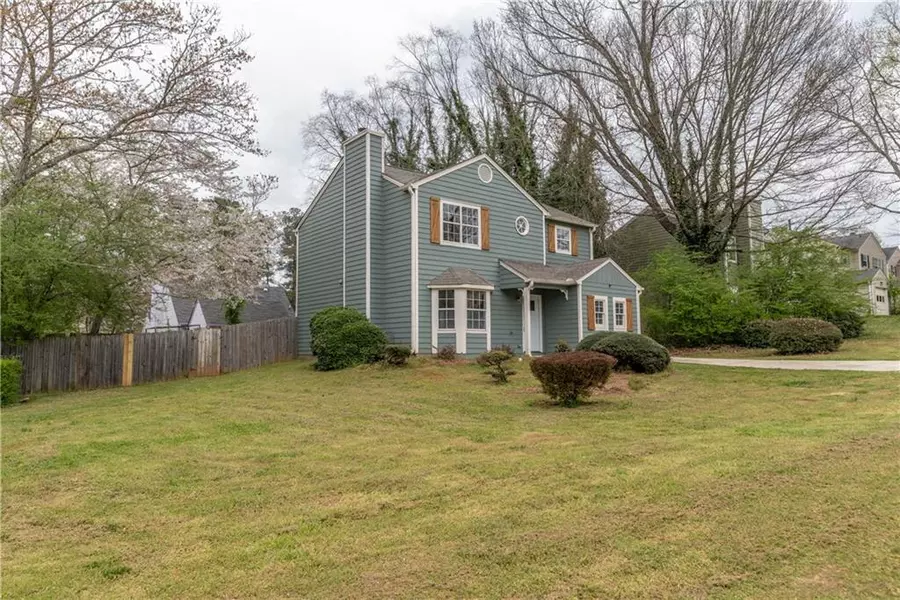 2011 Hida Burns PL, Lithonia, GA 30058