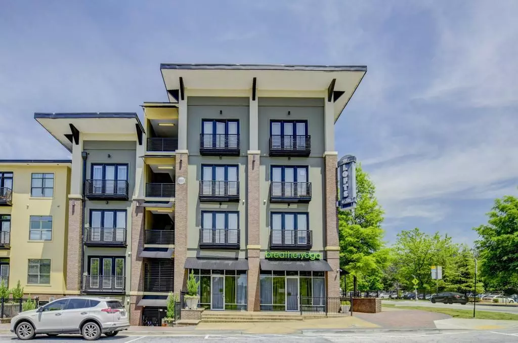 Chamblee, GA 30341,5300 Peachtree RD #1501