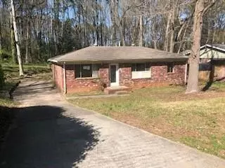 536 Santa Barbara DR, Forest Park, GA 30297