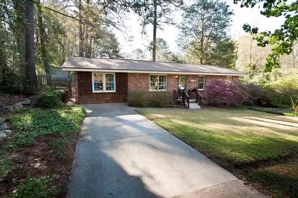 2501 Woodridge DR, Decatur, GA 30033
