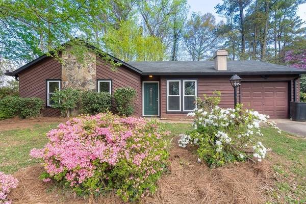 3846 W Wood PATH, Stone Mountain, GA 30083