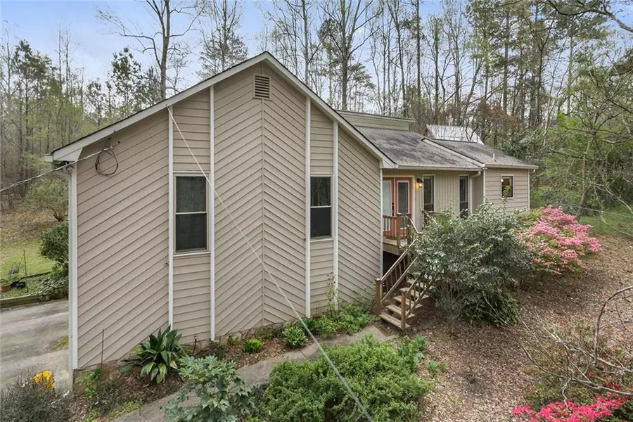 225 Sabrina CT, Woodstock, GA 30188