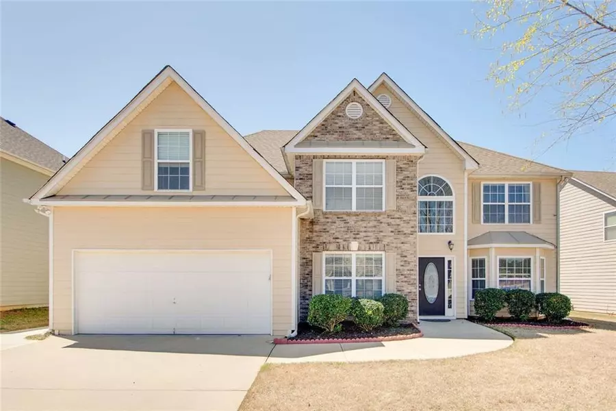 323 BRITTNEY CV, Loganville, GA 30052