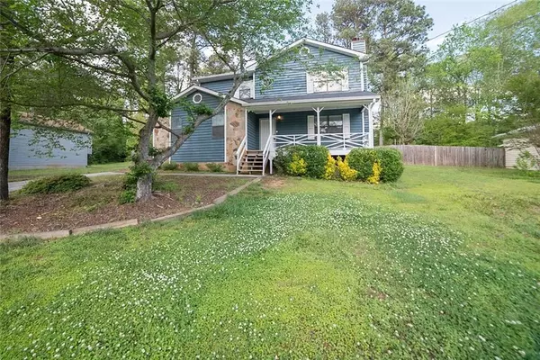 1218 Gate Post LN, Lawrenceville, GA 30044